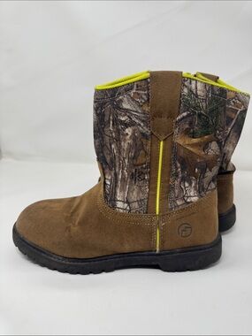 Realtree Camo Kids Brown Suede Boots with Neon green Lining camouflage